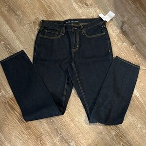 NWT, new Old Navy Dark Indigo Men’s Jeans